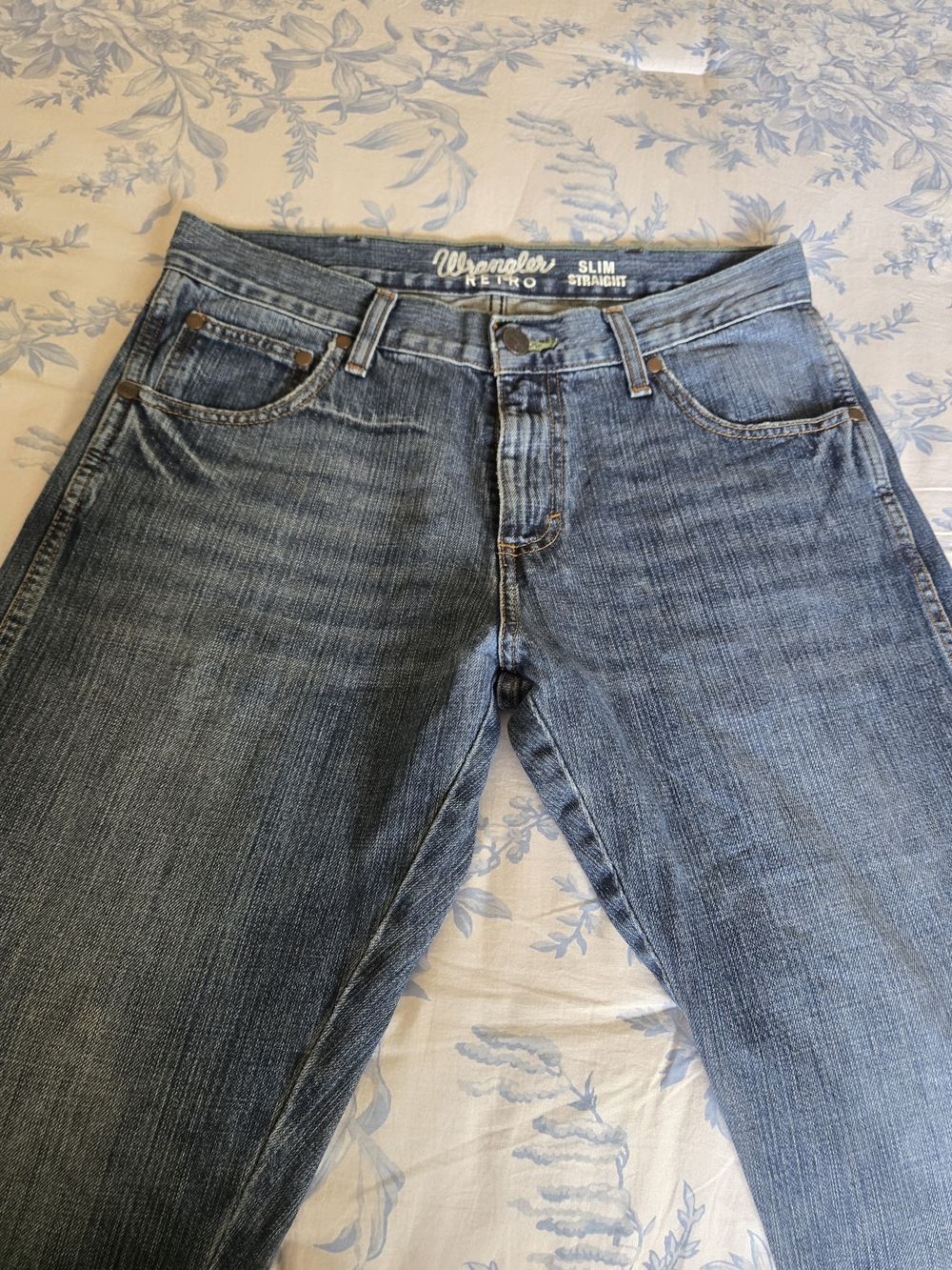Wrangler Retro Slim Straight Jeans - Blue Denim